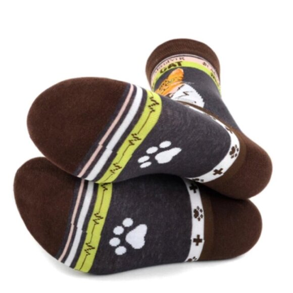 UNISEX DOCTOR/HEALTHCARE Crew Socks  Says ‘DR. CAT’ #1 CAREGIVER - Picture 3 of 4